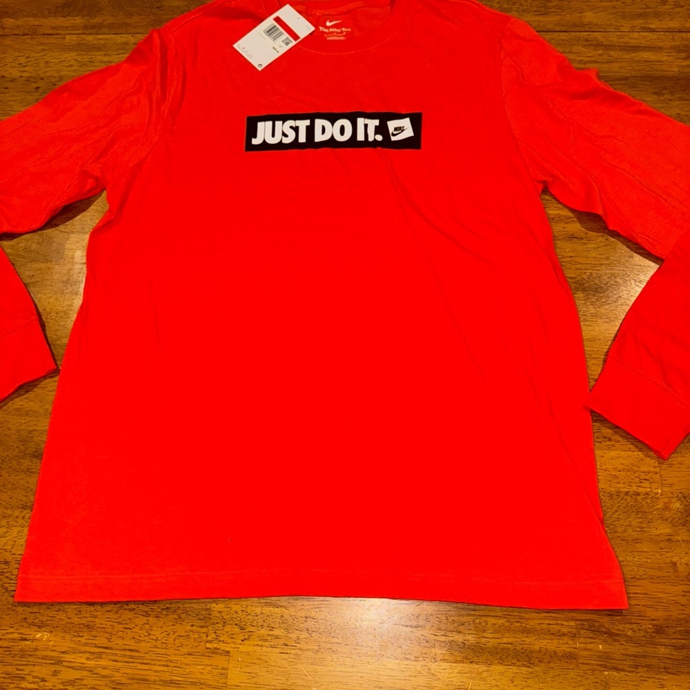 Nike T-Shirt Mens Large Orange Just Do It Long Sleeve Cotton FN8571 891 New Tags